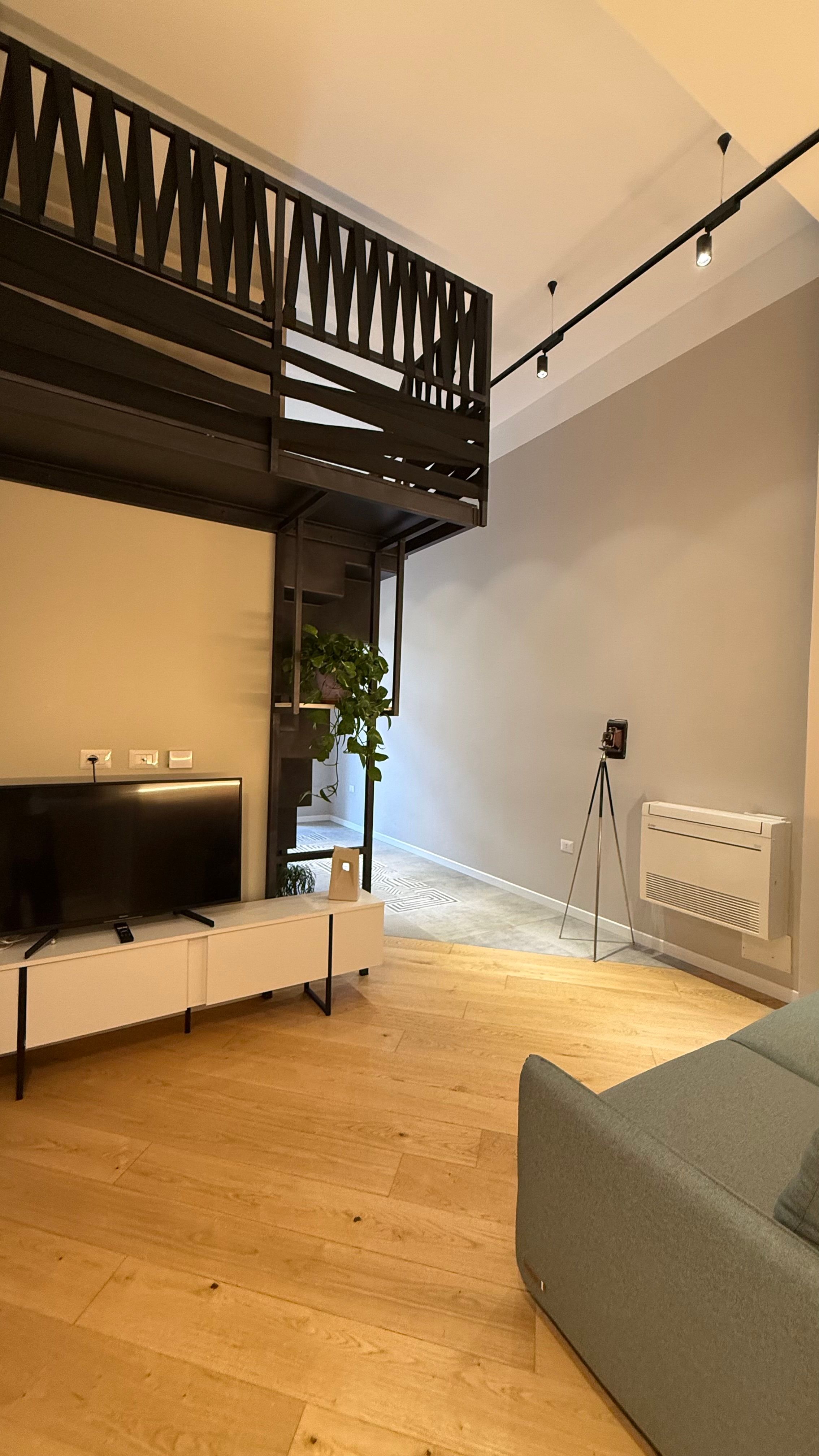 Seven House Central - photo 5